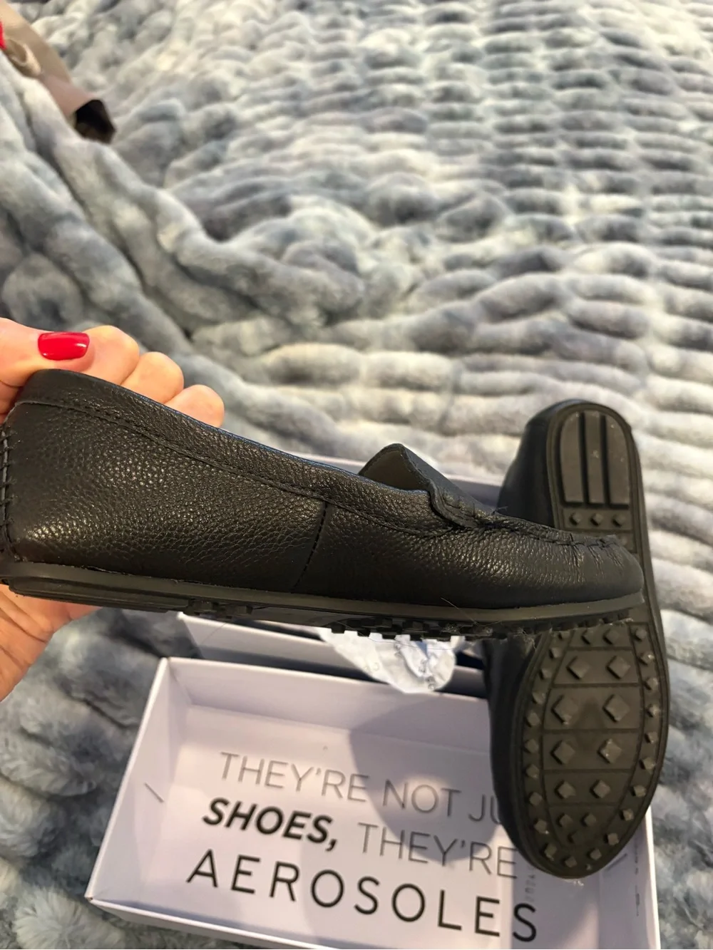 AEROSOLES Women’s Black Pebbled Leather Driving Loafers
